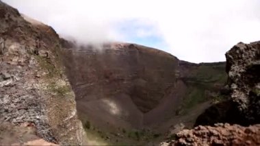 bulutlar hareket dağlarda