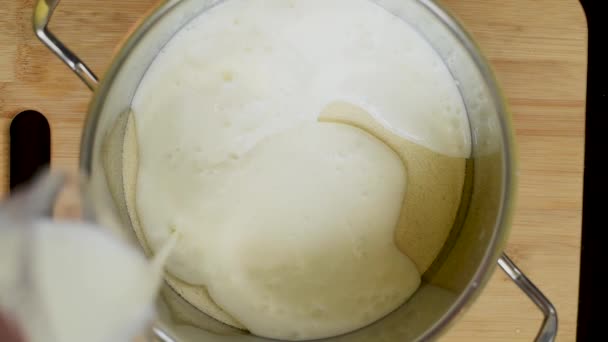 Preparation Dough Manna Pie Cake Pour Pour Stir Ingredients Stainless — Stock Video