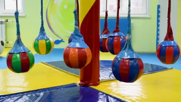 Carousel Rotating Its Axis Attraction Room Entertainment Children Adults Shopping — Stock Video