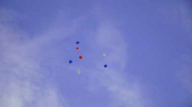 Hava balonları. Balon göğe uçmak