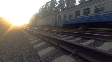 Tren. Ukrayna'ya gider eski tren