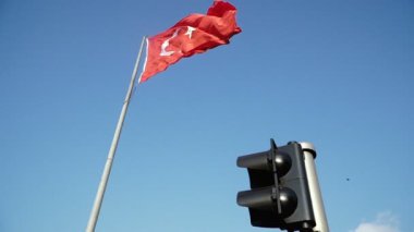 Türkiye'nin bayrak. Rüzgarda çırpınan Türkiye'nin bayrak