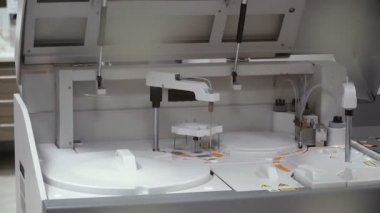 Hastane. Robot analiz laboratuvarı