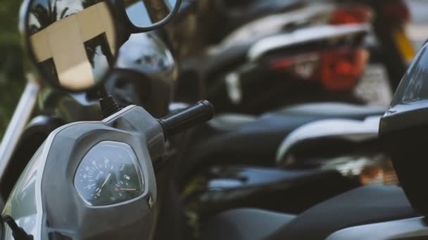 Parkování Parkování Mopedy Parkování Parkovací Mopedy — Stock video