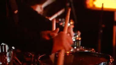 Müzik aletleri. Davul. Müzik aletleri. Davul