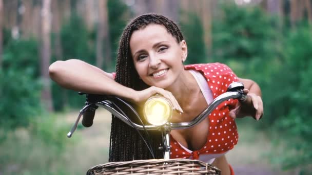 Women Bike Woman Standing Female Bike Forest — Stock Video