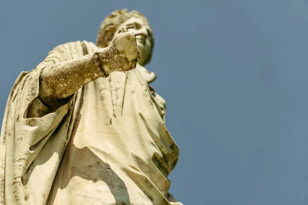 Escultura Escultura Destruída Uma Mulher Desconhecida — Fotografia de Stock