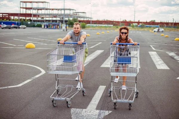 Supermarket Trolley Man Woman Driving Supermarket Trolley — Stock Photo, Image