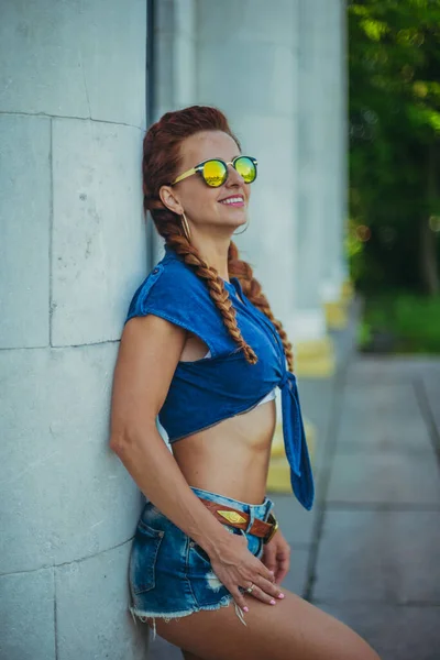Portrait Portrait Woman Sunglasses — Stock Photo, Image