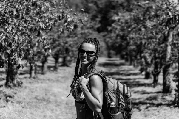 Journey Woman Large Backpack Travels — Stock Photo, Image