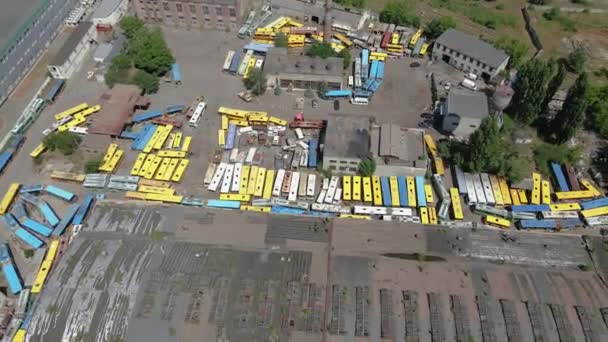 Odpady Samochodów Opuszczone Wysypisko Autobusów Ukraina Kijów — Wideo stockowe