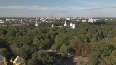 Yolculuk. Chernigov şehri. Ukrayna. Hava görünümü.