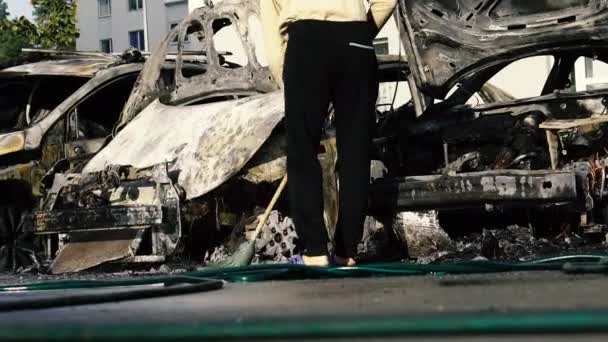 Araba Yangından Sonra Yanmış Arabalar — Stok video