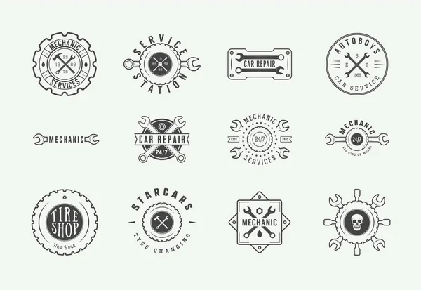 Set aus Oldtimer-Mechaniker-Etikett, Emblem, Abzeichen und Logo. — Stockvektor
