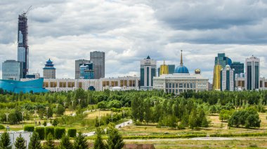 Kazakistan, Nur-Sultan 'daki (Astana) Ak Orda Başkanlık Sarayı. Fotoğraf 6 / 19 / 2020