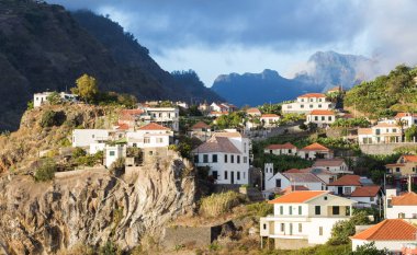 Ribeira Brava 'da gün batımı