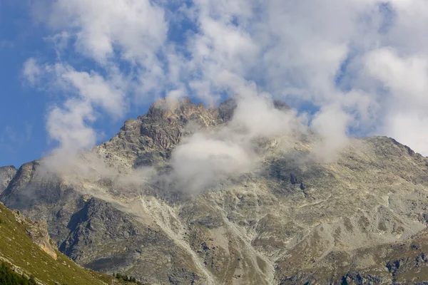 Italienische Alpenlandschaft Sommer — Stockfoto