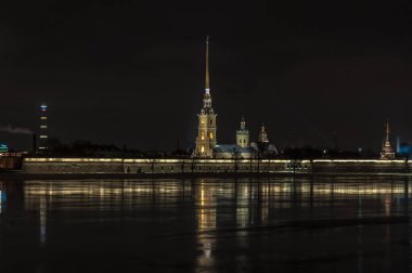 Kışın St. Peterburg 'da bir gece 