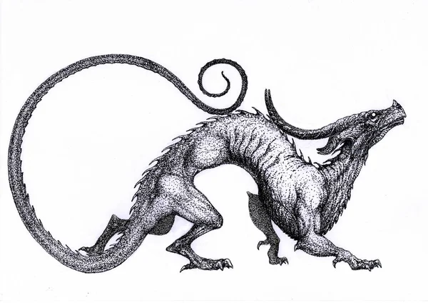 Чорно Білий Дракон Дугою Спиною Довгим Хвостом Рогата Голова Готова — стокове фото