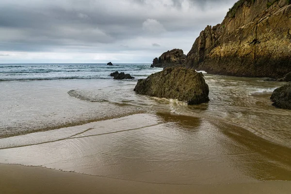 View Playa Del Aguilar Asturias Low Tide Cloudy Sky — Stock Photo, Image