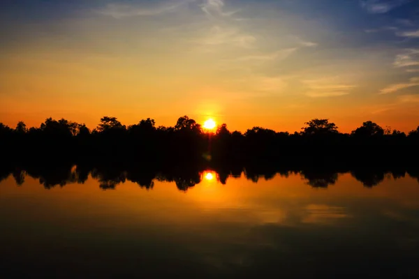 Schöne Atmosphäre Des Himmels Bei Sonnenuntergang — Stockfoto