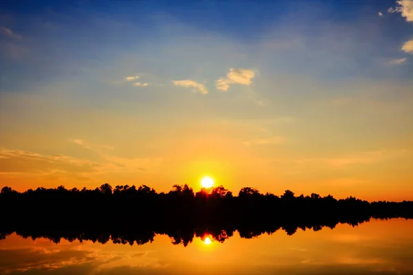 Ambiente Hermoso Cielo Atardecer — Foto de Stock