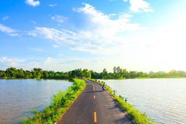 Kırsal yol Tayland güzel.