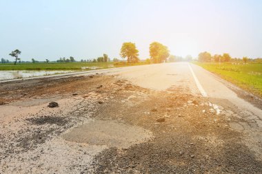 Kırsal yol. rota nakliye zarar.