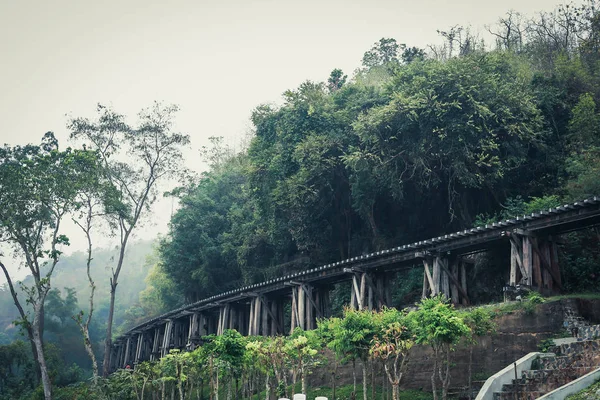 Halálos Vasúti Híd Kwai Noi Folyón Tartományban Kanchanaburi Thaiföld — Stock Fotó
