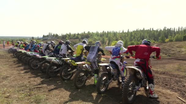 Rússia Lipetsk Agosto 2019 Racers Início Campeonato Motocross Racer Atrás — Vídeo de Stock