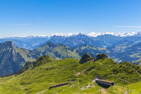 Vista Panoramica Delle Alpi Bernesi Dalla Cima Del Rochers Naye — Foto Stock