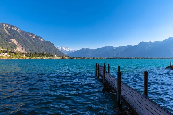 Stunning View Geneva Lake Peaks Dents Midi Swiss Alps Background — Stock Photo, Image