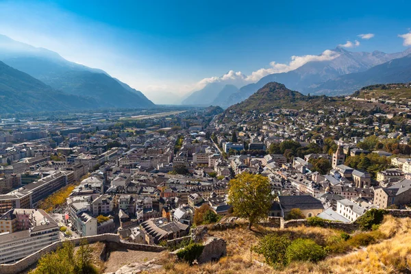 Vista Aérea Cidade Velha Sion Castelo Tourbillon Dia Ensolarado Cantão — Fotografia de Stock