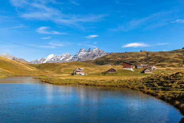 Impresionante Vista Del Lago Melchsee Cordillera Titlis Wendenstock Centro Suiza — Foto de Stock