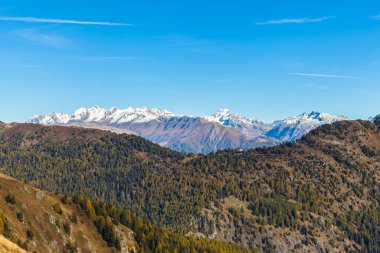 İsviçre 'nin Belalp, Valais Kantonu, İsviçre' nin küçük Alpleri Panorama Manzarası