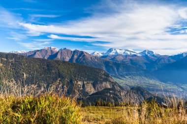 İsviçre 'nin Belalp, Valais Kantonu, İsviçre' nin küçük Alpleri Panorama Manzarası