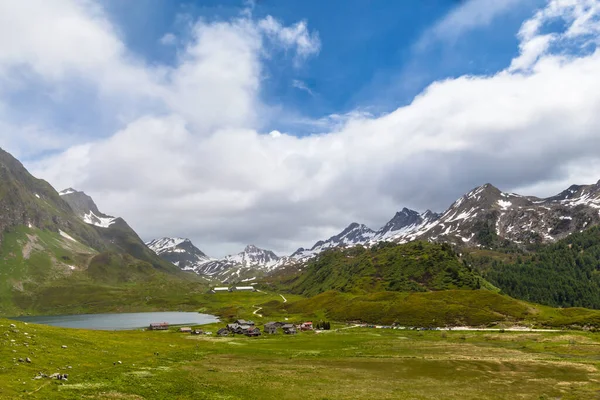 Blick Auf Den See Von Cadagno Und Die Alpen Kanton — Stockfoto