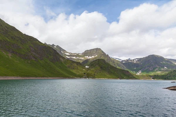 Schöne Aussicht Auf Den See Von Ritom Mit Den Alpen — Stockfoto