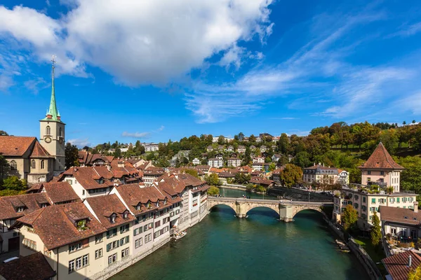 Piękny Widok Stare Miasto Berne Moście Szwajcarii — Zdjęcie stockowe