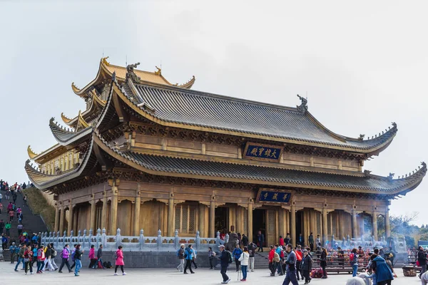 Chengdu Kina Oktober 2014 Många Turister Besöker Templet Toppen Emei — Stockfoto