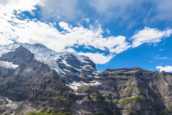 Άποψη Της Περίφημης Κορυφής Jungfrau Των Ελβετικών Άλπεων Bernese Oberland — Φωτογραφία Αρχείου