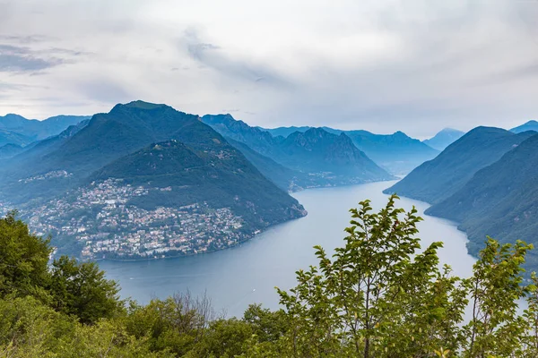 Vista Panorâmica Aérea Lago Lugano Paisagem Urbana Lugano Montanha Monte — Fotografia de Stock