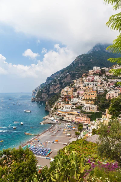 Schöne Aussicht Auf Die Bunten Häuser Und Das Mittelmeer Positano — Stockfoto