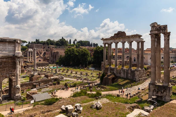 Zicht Oude Rome Ruïnes Buurt Van Colosseum Italië — Stockfoto