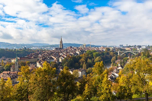 Ohromující Letecký Výhled Staré Město Bern Katedrálou Bern Minster Mnster — Stock fotografie