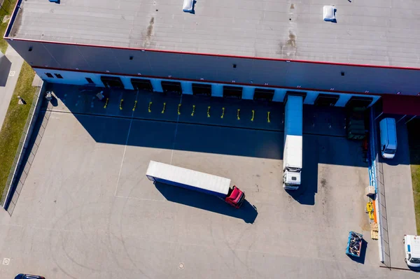 Distributie logistiek gebouwen en industriegebied-Aerial VI — Stockfoto