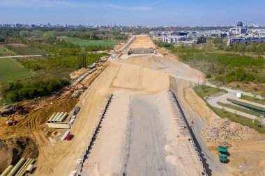 Yeni yol şantiye havadan görünümü. Otoyol
