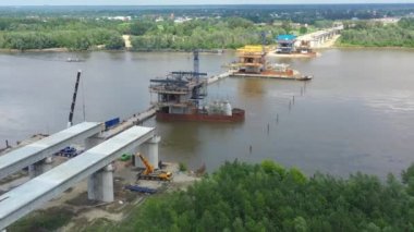 Köprü inşaat sitesi havadan görünümü çekim
