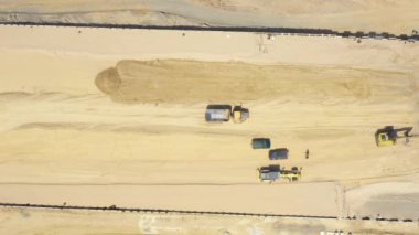 Yeni yol şantiyesinin havadan görünümü. Otoyol