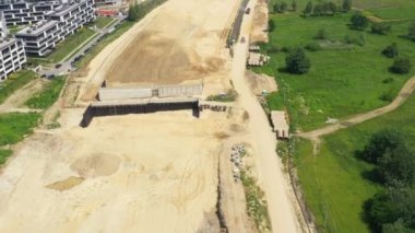 Karayolu yapımında yol yapım makineleri. Havadan Görünüm